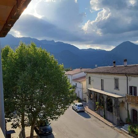 Ferienwohnung Al Colle Castel San Vincenzo Exterior foto
